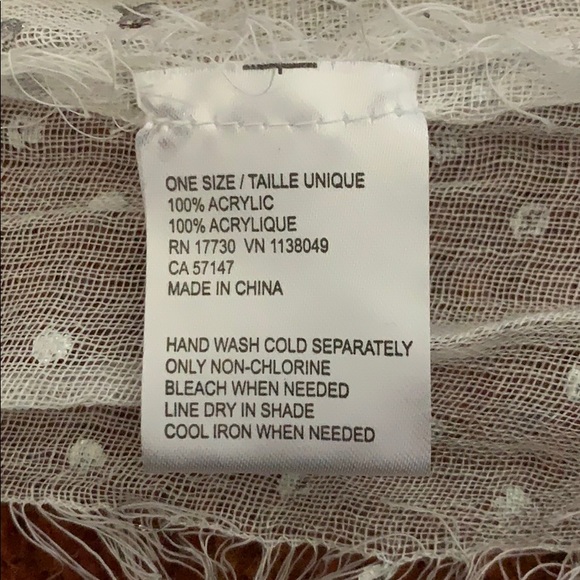 White scarf with Silver Dots - Picture 4 of 4